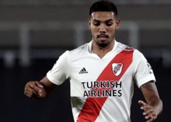 Gallardo sonríe: Martínez y Suárez hicieron trabajos con pelota