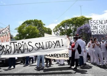 Médicos porteños paran 36 horas por “un aumento salarial acorde a la inflación”