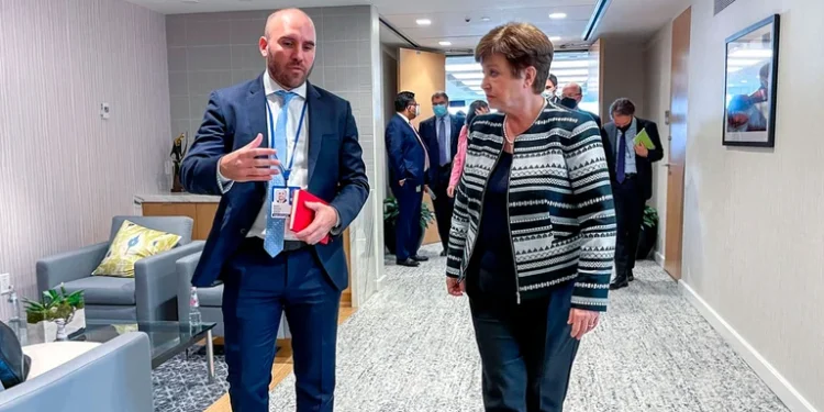 El Gobierno completa hoy pagos por USD 1.000 millones al FMI y prepara la “recalibración” del programa: los desafíos del frente fiscal