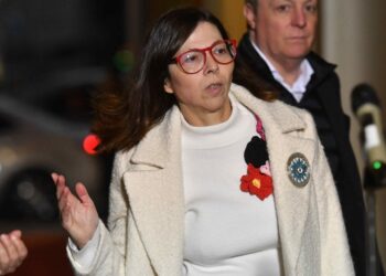 Batakis llega hoy a Washington para reunirse con la titular del FMI