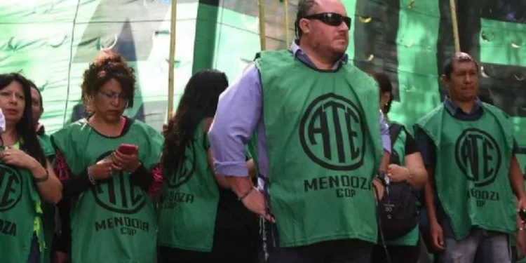 Detuvieron a un sindicalista en Mendoza por sus constantes cortes de calle