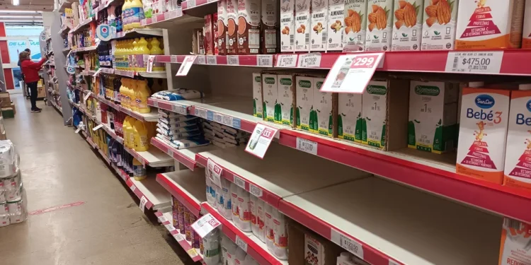 El menor ritmo de devaluación reduce la presión inflacionaria pero otros factores impulsarán subas en los alimentos