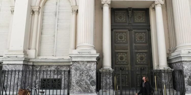 El BCRA compró USD 212 millones en el mercado y acumula casi USD 2.400 millones en septiembre