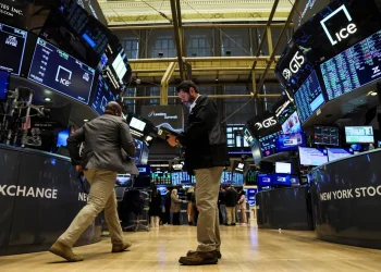 Mercados: Wall Street sube fuerte y las acciones argentinas rebotan hasta 10%