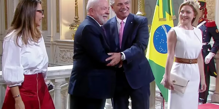 Cumbre de la Celac: Alberto Fernández recibe a Lula da Silva y a otros líderes, en un desafío para el “equilibrismo” internacional del Gobierno