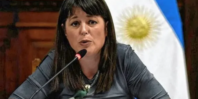 Carolina Gaillard: “Los testigos tienen la obligación de comparecer ante la Comisión de Juicio Político”