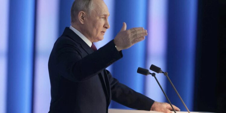 La Corte Penal Internacional emitió una orden de arresto contra Vladimir Putin por crímenes de guerra en Ucrania