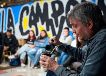 Los intendentes peronistas del conurbano descreen del poder electoral de La Cámpora