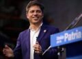 Axel Kicillof otorgó un aumento salarial de 25% en enero para los estatales bonaerenses