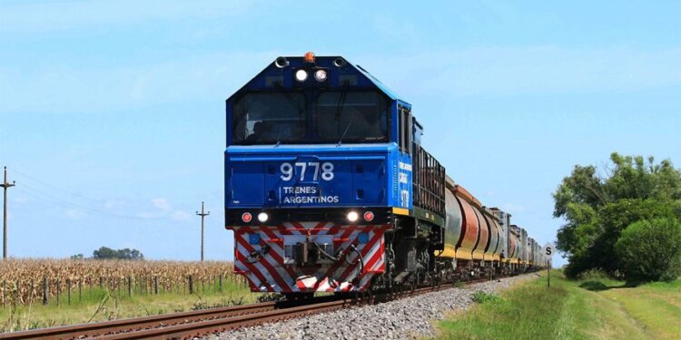 Plan Motosierra:  Javier Milei emitió el comunicado oficial del anuncio de privatización de la empresa ferroviaria Belgrano Cargas