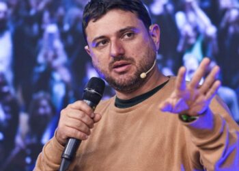 Juan Grabois se metió en la interna del PJ y criticó a Kicillof