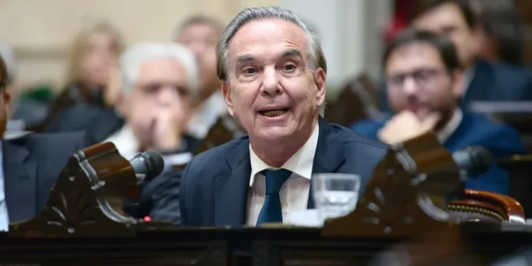 Pichetto volvió a defender las facultades y el rol del Poder Legislativo