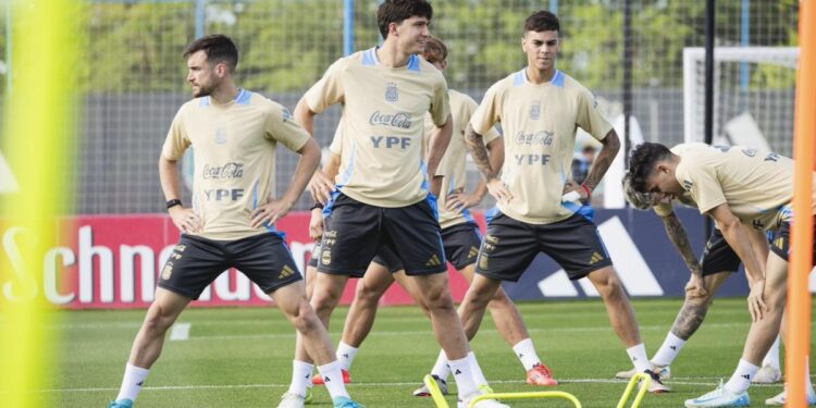 La Selección Argentina enfrentará a Perú hoy a las 21 hs