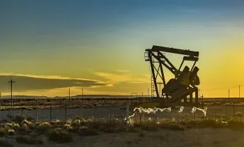 Los precios del petróleo subieron más de 2% tras el lanzamiento de misiles entre Rusia y Ucrania