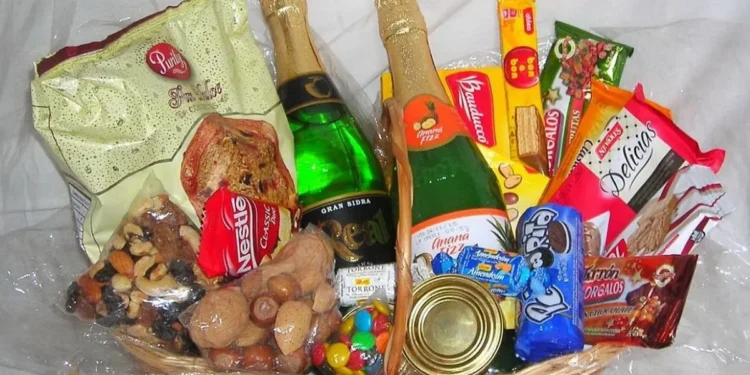 Los productos de la canasta navideña subieron hasta 186% y las familias se cubren de los aumentos