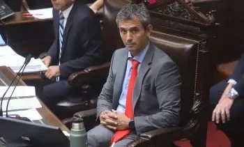 La Libertad Avanza neutraliza rebelión en Diputados y ratifica a Martín Menem