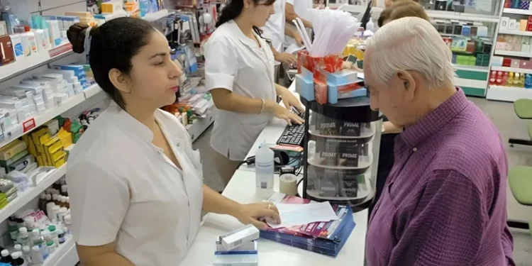 La venta de medicamentos por PAMI cayó fuerte en 2024