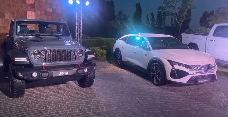 Charlas de quincho: caramelos ácidos, profetas y un show de automotrices