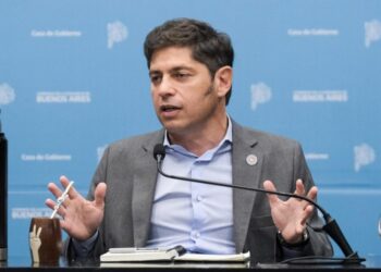 Kicillof corto el dialogo con los bloques opositores