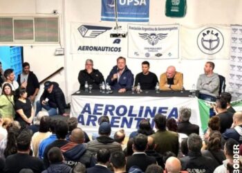 Aerolíneas Argentinas: APLA advierte de posibles medidas de fuerza si no reabren las paritarias