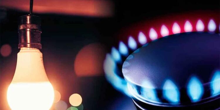 En medio de protestas por cortes, el gobierno desregula el mercado eléctrico