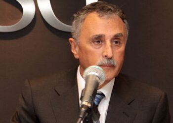 El Gobierno de Javier Milei despidió al 40% de los trabajadores de la dirección de VIH