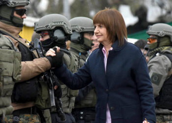 Patricia Bullrich gana mayores atribuciones a pesar de la tensión en provincia con el gobernador kicillof