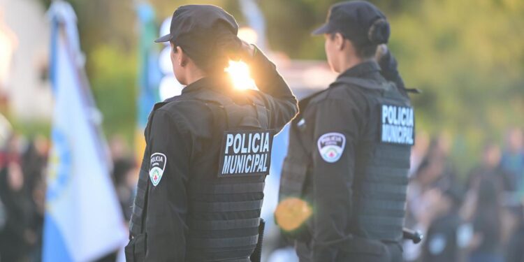 Sujarchuk anunció el lanzamiento de la Policía Municipal