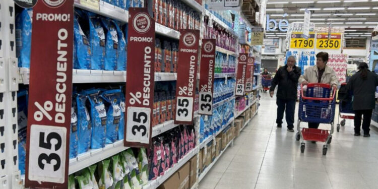 CABA: la inflación se desaceleró fuerte al 2,1% en febrero y perforó el 80% en los últimos 12 meses