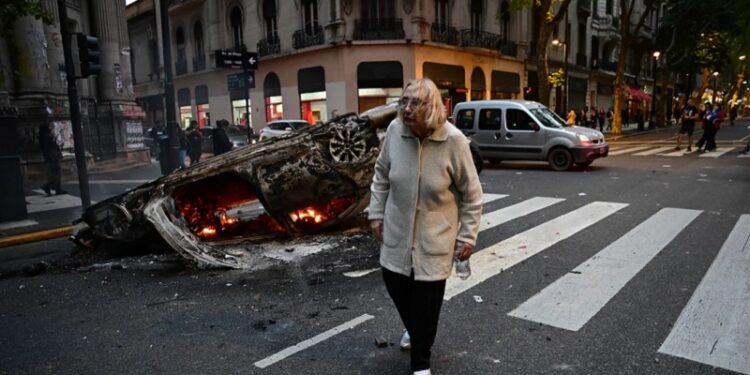 Jubilaciones: con la fórmula de movilidad impulsada por Javier Milei, los haberes perdieron 30% frente al esquema previo
