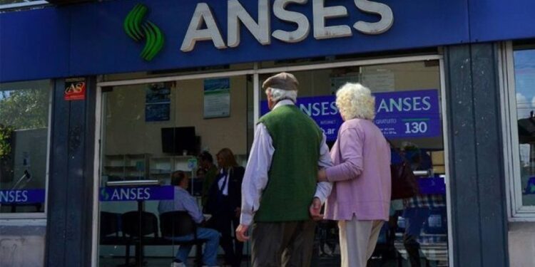 Jubilaciones: ANSES aclaró que seguirá pagando las sentencias vigentes