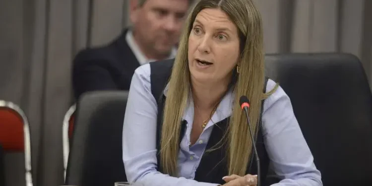 Diputados: Bullrichismo presiona, Lospennato resiste