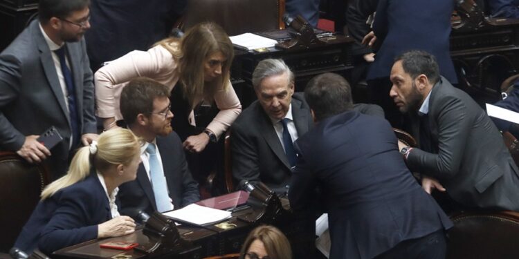 Buenos Aires: PRO evalúa pacto con LLA