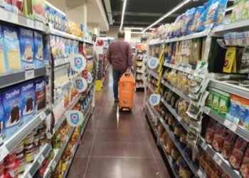 “El ingreso mínimo para una familia pobre.”