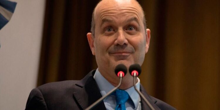 Federico Sturzenegger: Propuesta del Gobierno, “motosierra provincial”