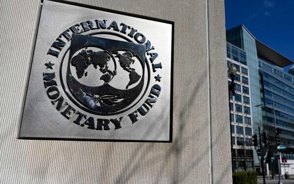 Gobierno apuntala reservas, FMI lo destaca.