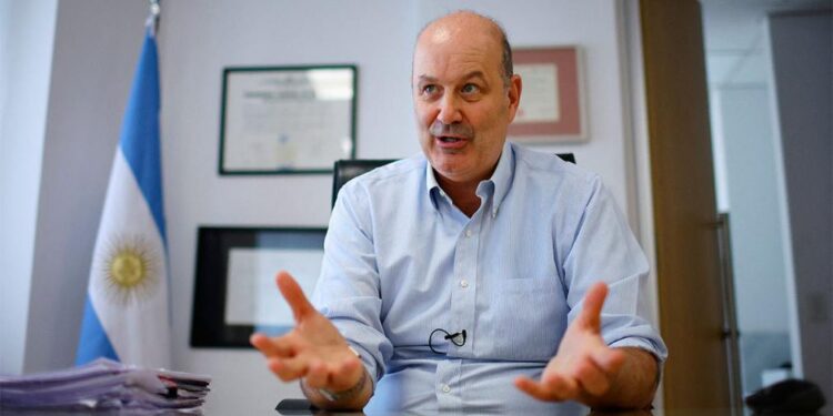 Facultades de Sturzenegger: Se acaban, Milei lo reubica.