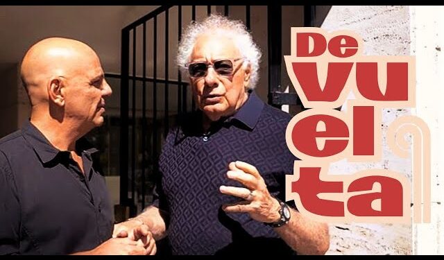 “Casa Rosada: Coppola de visita sorpresa.”