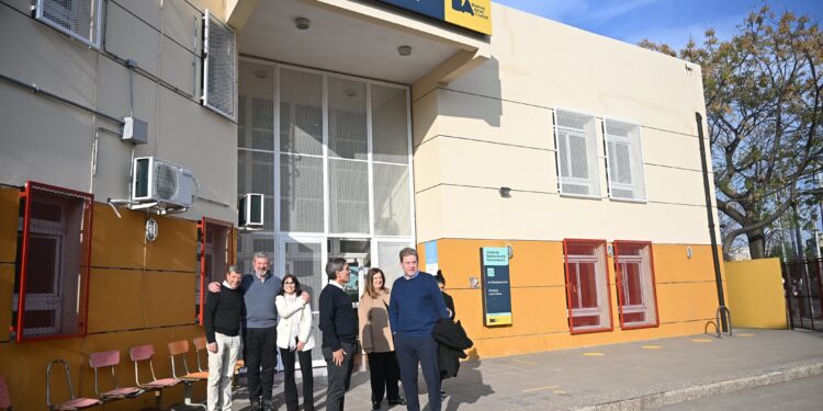 FUNDACIÓN BANCO CIUDAD CON LA SALUD PÚBLICANUEVO ECÓGRAFO PARA EL CeSAC 5 DE LUGANO