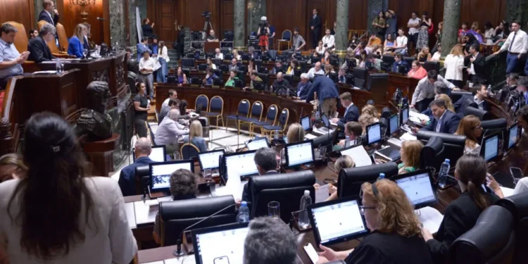 Legislatura porteña: Debate impositivo y Jorge Macri.