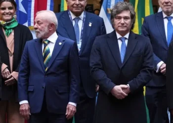 Adiós al dólar: Lula lidera propuesta en BRICS.
