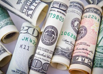 Gobierno reporta déficit récord en IED anual