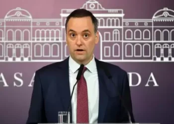 Adorni confirma ruptura con Villarruel: Su rol “no importa”.