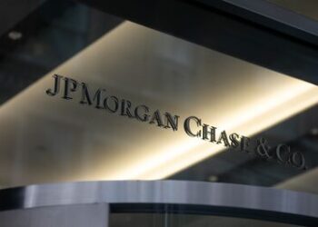 Invertir en Argentina bajo Milei, dice JP Morgan, proyectando 5,5% PBI.