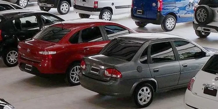 Mercado automotor: Autos superan a motos en julio.