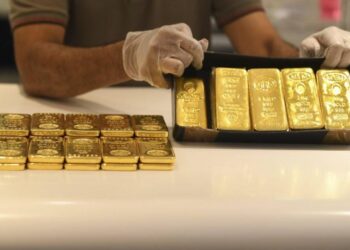 Tras arancel, oro alcanza récord de u$s3.500.