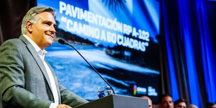 Llaryora marca la diferencia: Córdoba, jubilación mínima top.