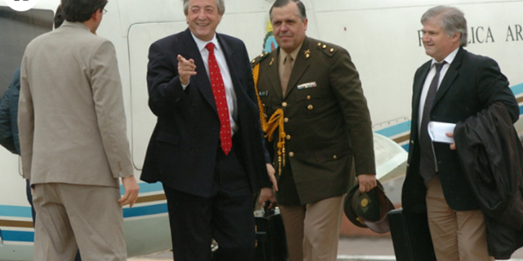 Caso lavado: Procesan a ex secretario de Kirchner y allegados.