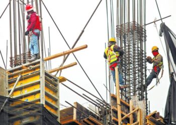 Retroceso industrial: 2007 se repite tras 4 meses de caída.