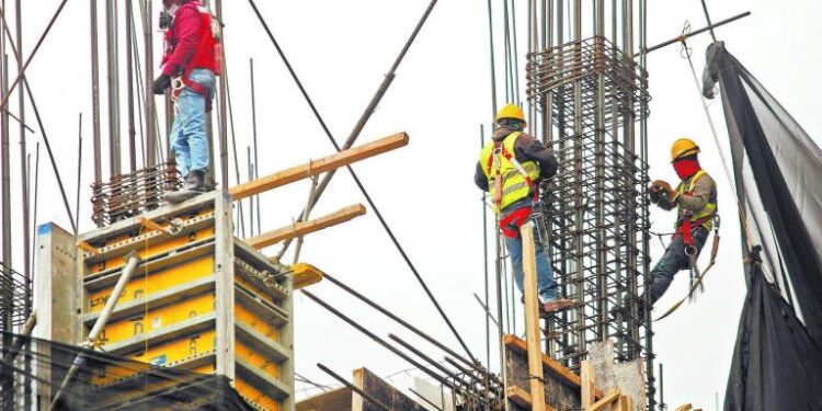 Retroceso industrial: 2007 se repite tras 4 meses de caída.